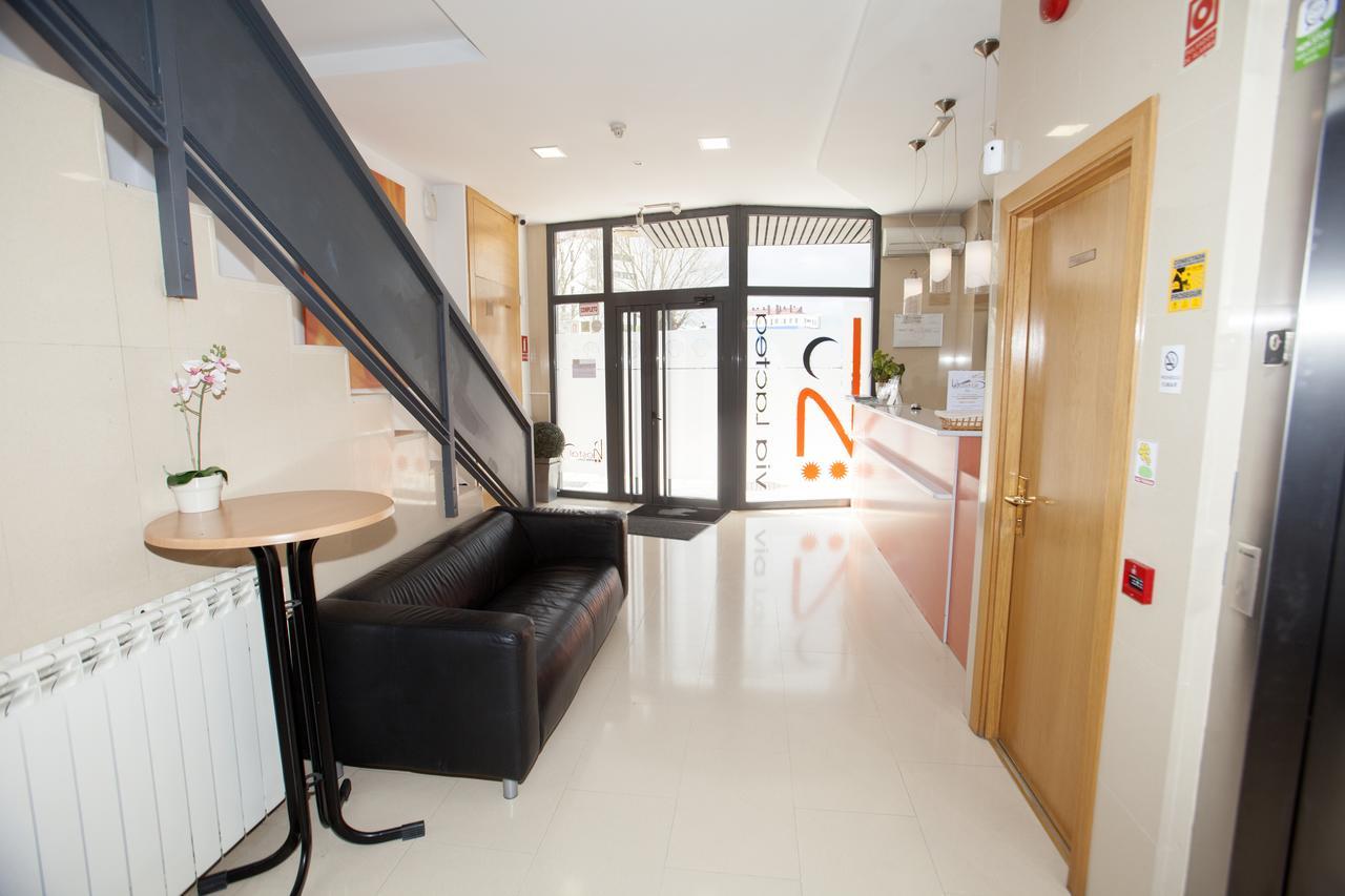 Hostal Via Lactea Burgos Exterior photo