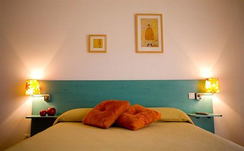 Hostal Via Lactea Burgos Exterior photo